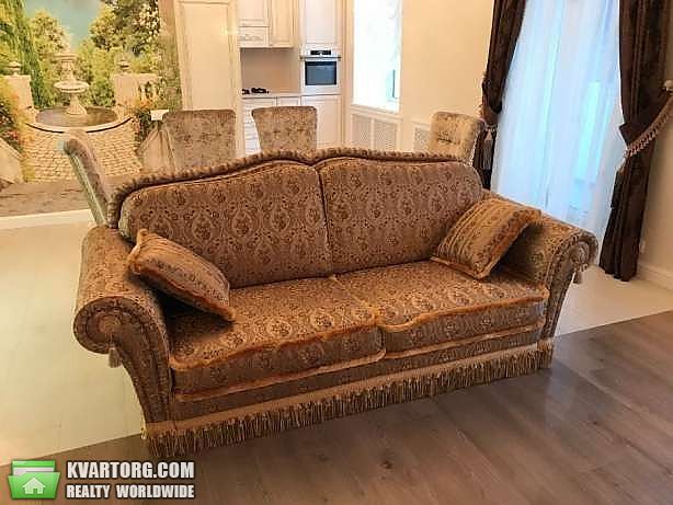 Rent out 2-room apartment. Киев,  Владимирская — photo 4