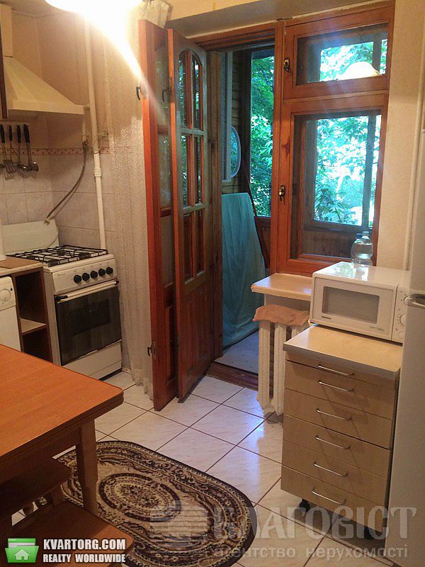 Sell 2-room apartment. Киев,  Гоголевская — photo 3