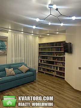 Rent out 3-room apartment. Киев, Практичная — photo 5