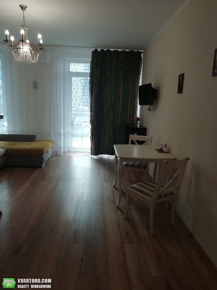 Rent out 1-room apartment. Киев, Осокорская — photo 2