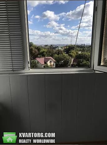 Rent out 2-room apartment. Киев,  Печенежская — photo 3