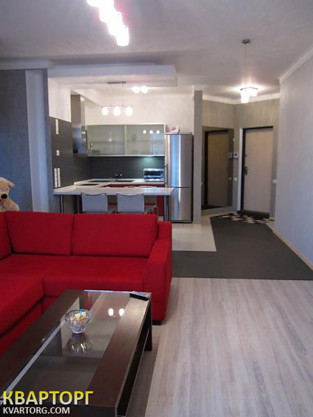 Rent out 2-room apartment. Киев,  Леси Украинки бул — photo 4