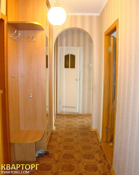Rent out 2-room apartment. Киев,  Ревуцкого — photo 3