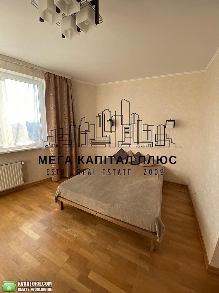 Rent out 3-room apartment. Киев, проспект Перемоги — photo 1