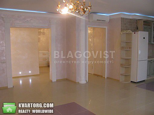 Rent out 4-room apartment. Киев, Днепровская набережная — photo 1