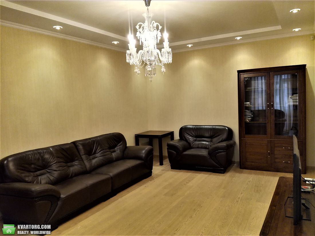 Rent out 3-room apartment. Киев,  Леси Украинки бул — photo 2