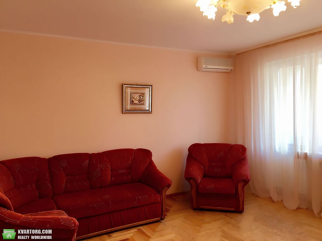 Rent out 4-room apartment. Киев,  Старонаводницкая — photo 8