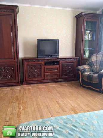 Rent out 1-room apartment. Киев,  Декабристов — photo 2