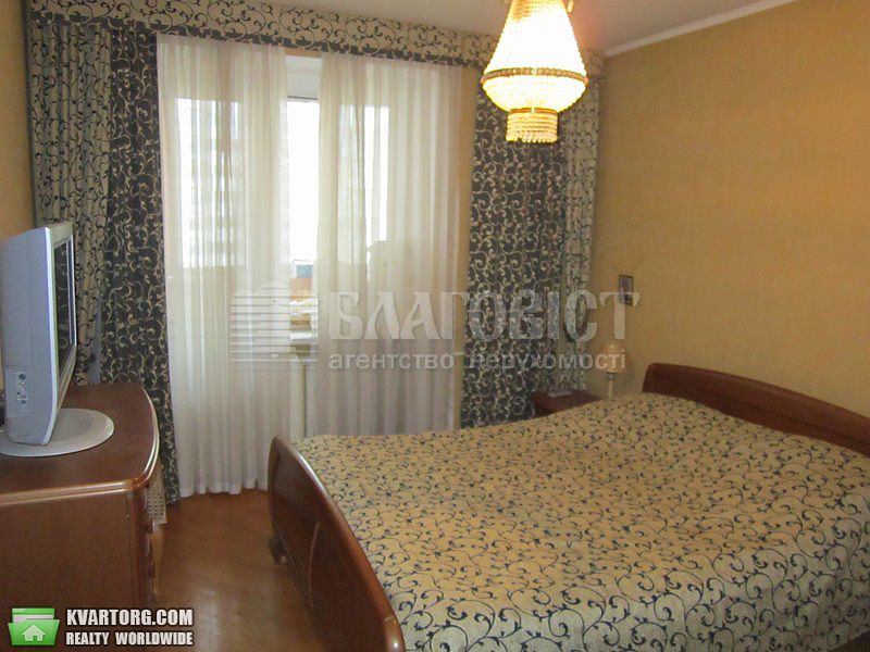 Rent out 3-room apartment. Киев,  Драгомирова — photo 2