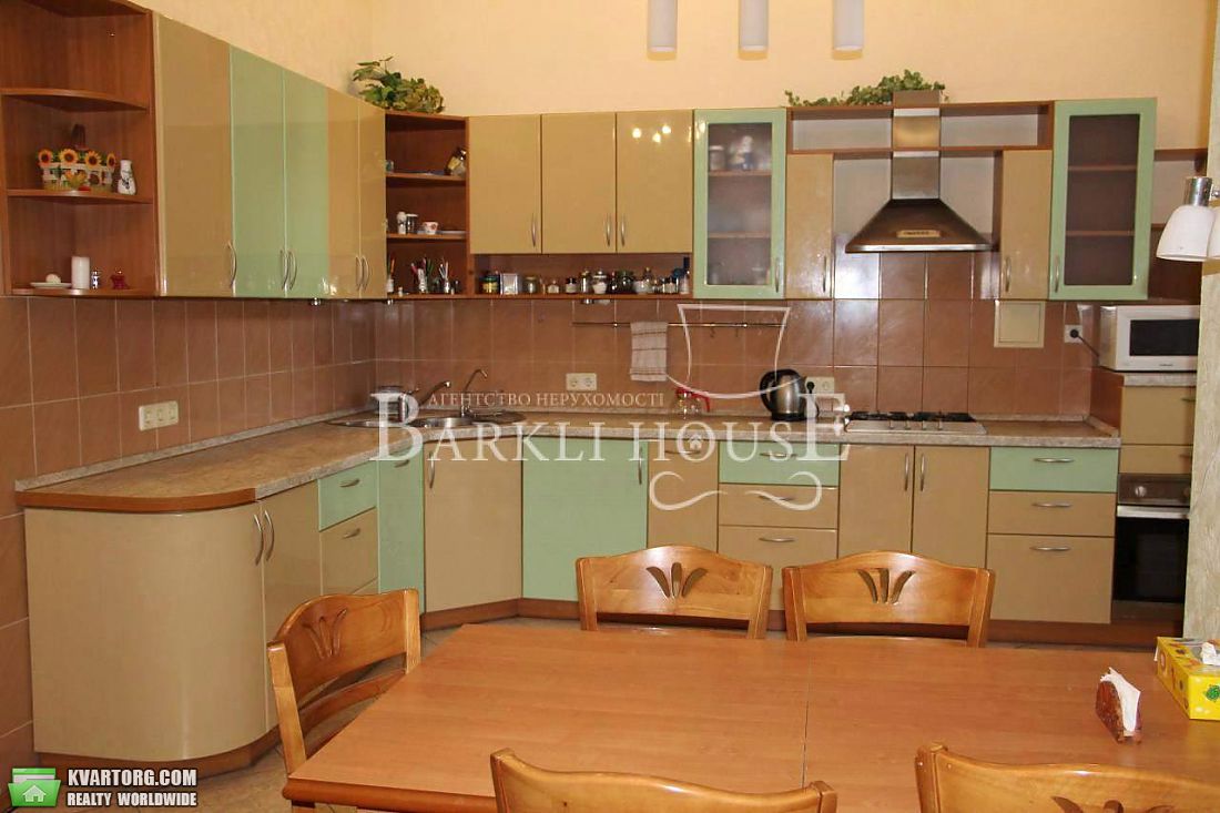 Rent out 4-room apartment. Киев,  Десятинная — photo 3
