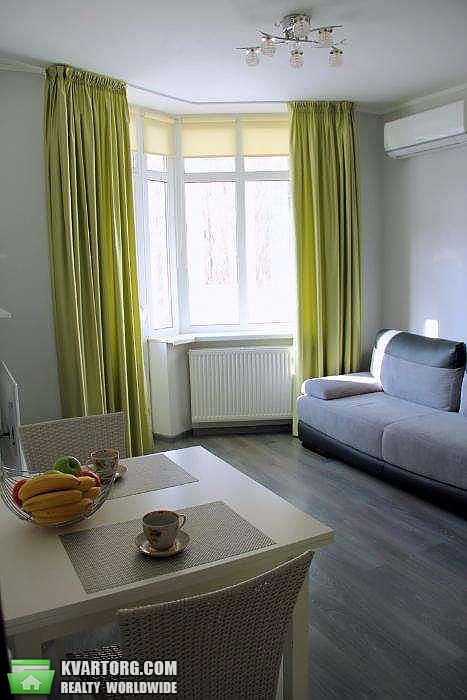 Rent out 2-room apartment. Киев, Липковского — photo 3