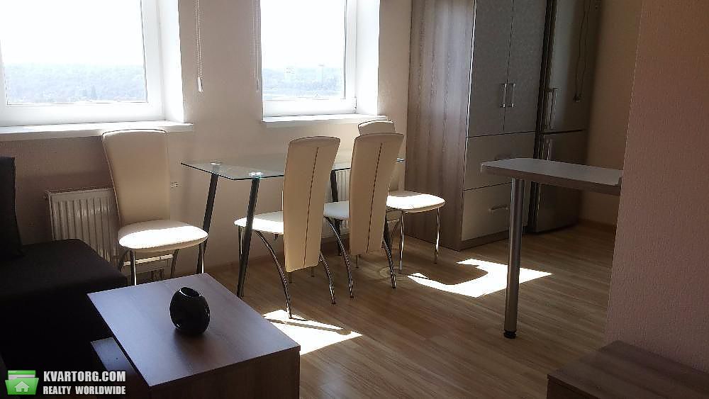 Rent out 2-room apartment. Киев,  Дружбы Народов бул — photo 3