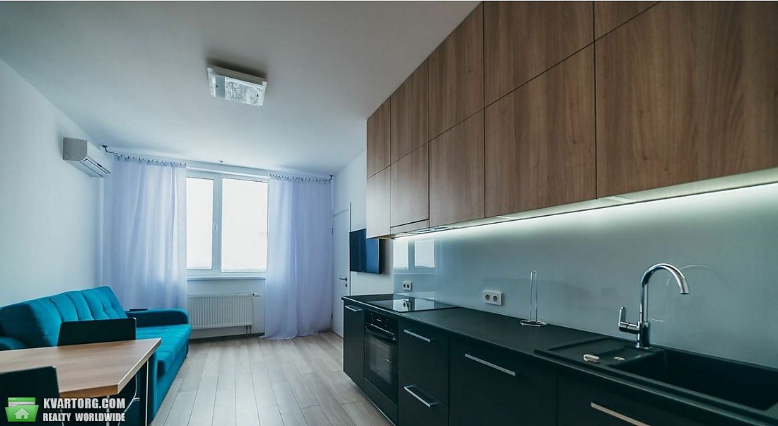 Rent out 1-room apartment. Киев,  Ломоносова — photo 1
