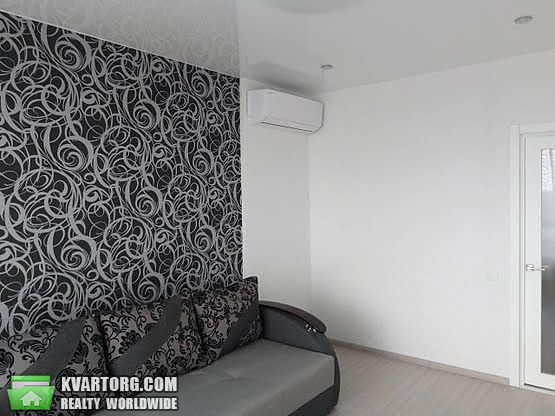 Rent out 2-room apartment. Киев, вацвала гавела — photo 7