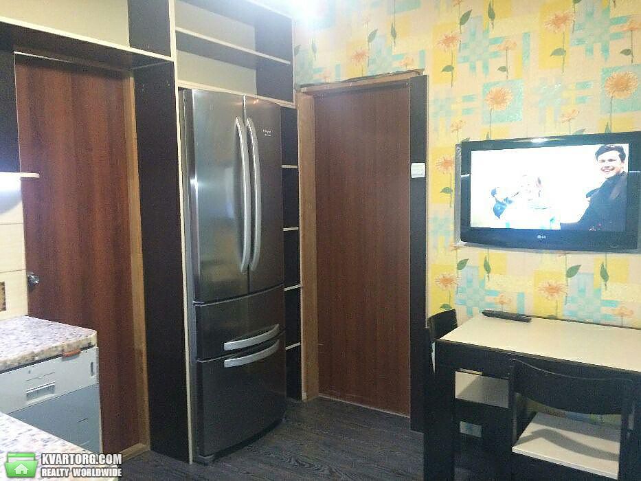 Rent out 1-room apartment. Киев,  Олевская — photo 8