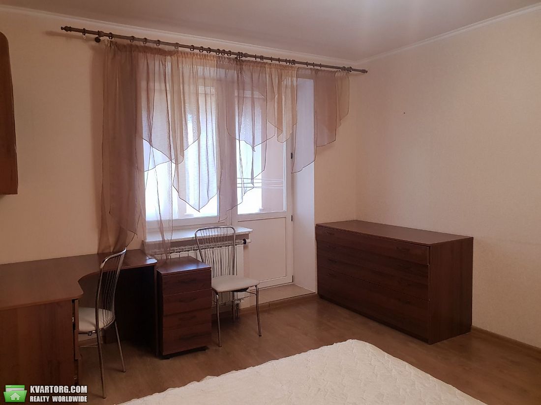 Rent out 1-room apartment. Киев, Макеевская — photo 2