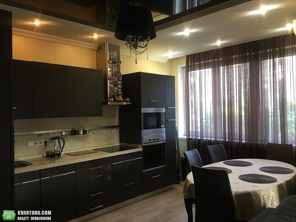 Rent out 2-room apartment. Киев,  Большая Китаевская — photo 2