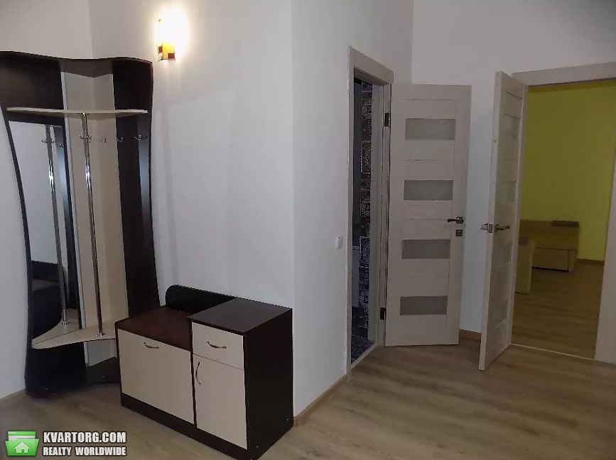 Rent out 2-room apartment. Киев,  Туманяна — photo 8