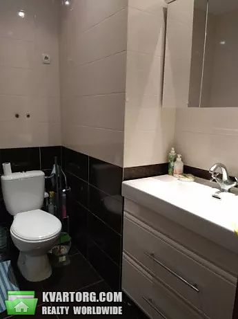 Rent out 2-room apartment. Киев, Туманяна — photo 4