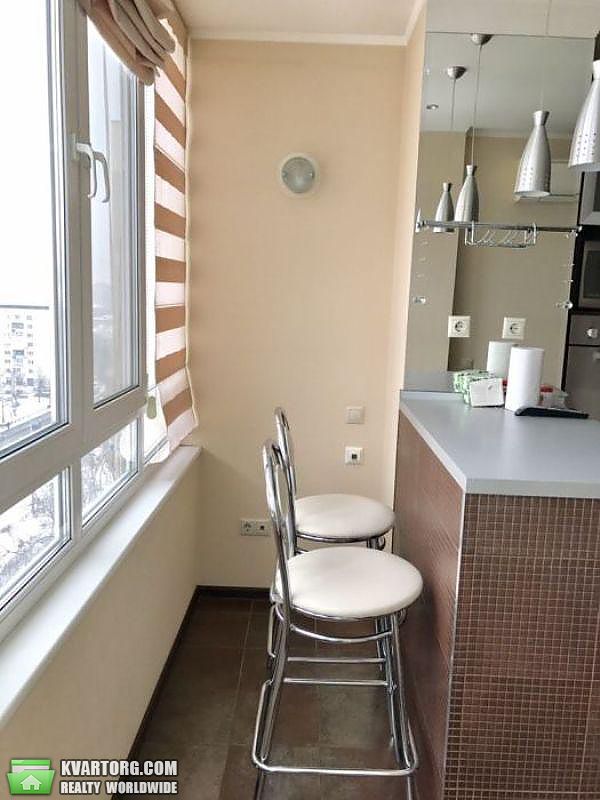 Rent out 2-room apartment. Киев,  Леси Украинки бул — photo 2