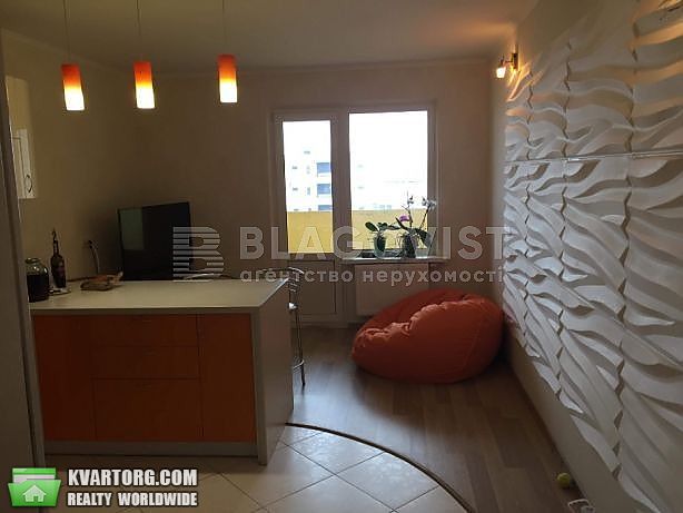 Sell 3-room apartment. Киев,  Здолбуновская — photo 8