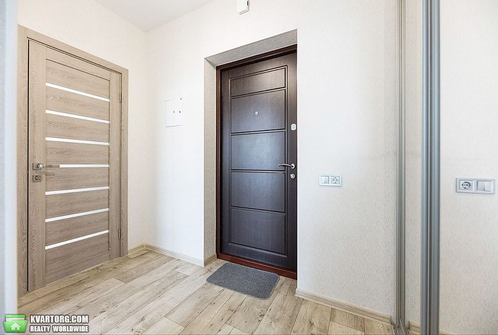 Rent out 1-room apartment. Киев,  Осокорская — photo 1