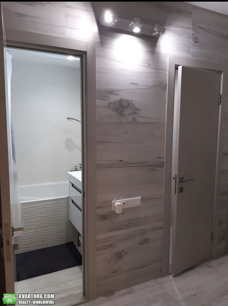 Sell 3-room apartment. Киев, петра панча — photo 10