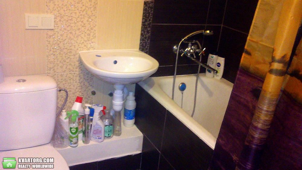 Rent out 1-room apartment. Киев,  Волгоградская — photo 3