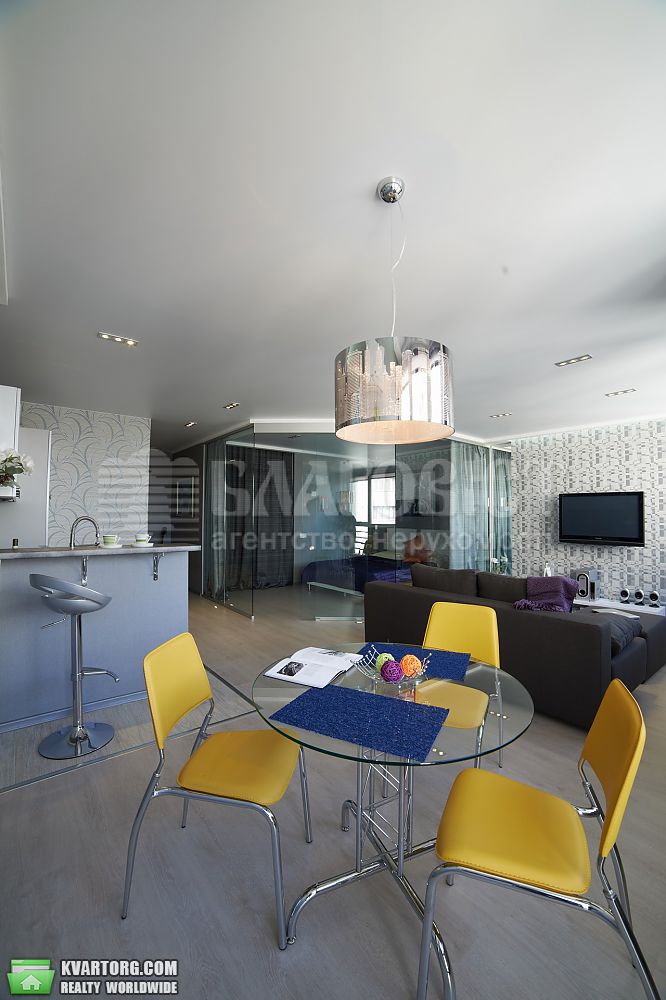 Rent out 2-room apartment. Киев,  Гетьмана Вадима — photo 3
