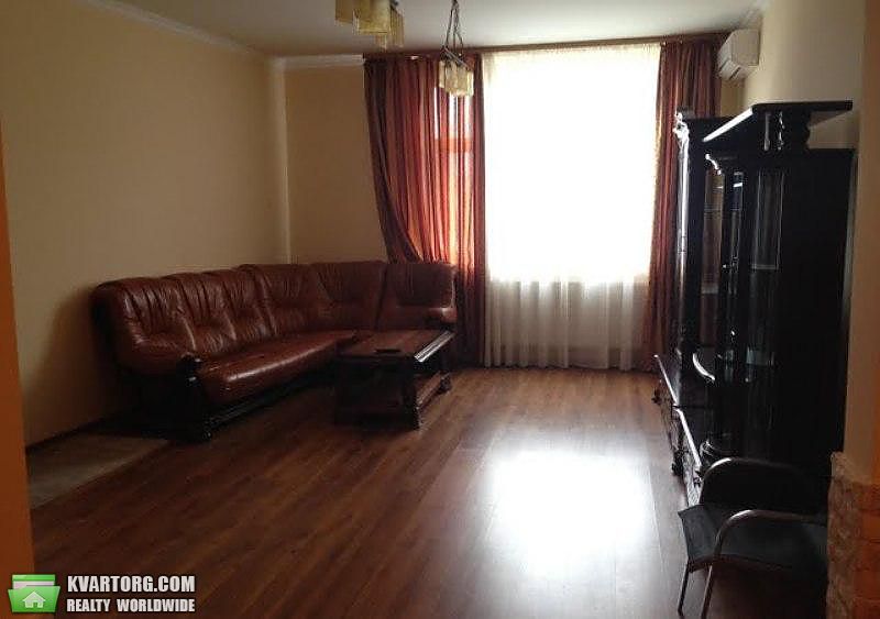 Rent out 2-room apartment. Киев,  Мельникова — photo 1