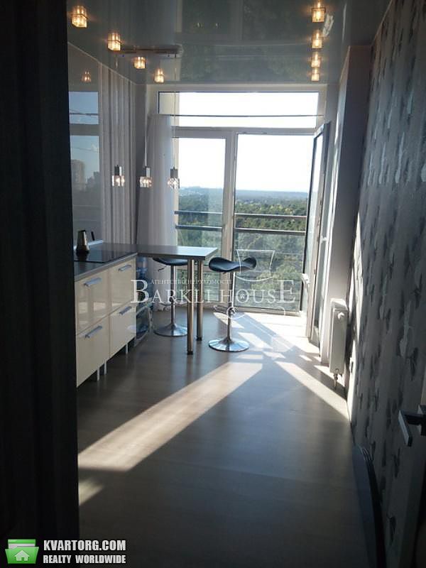 Rent out 1-room apartment. Киев,  Петрицкого — photo 4