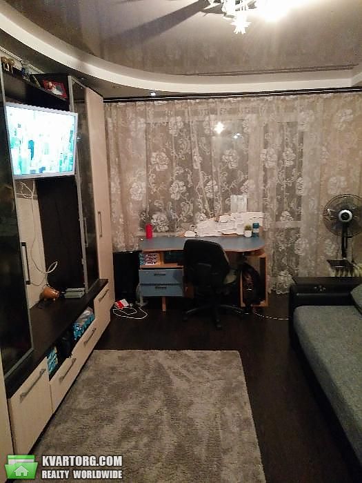 Sell 2-room apartment. Киев,  Блюхера — photo 1