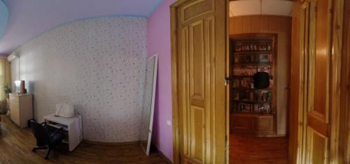 Sell 3-room apartment. Одесса, улица Новосельского — photo 1