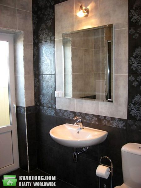 Rent out 3-room apartment. Киев, ул. Дмитриевская — photo 9