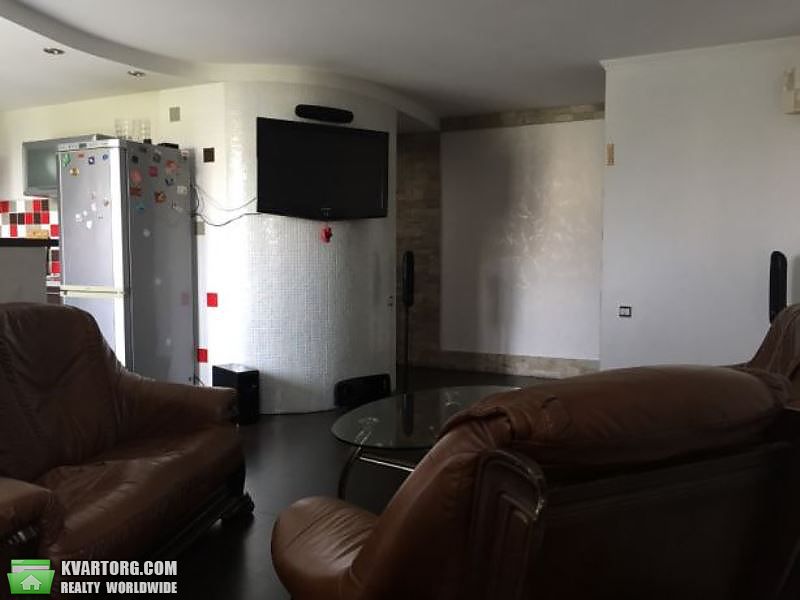 Sell 3-room apartment. Киев,  Малиновского — photo 2