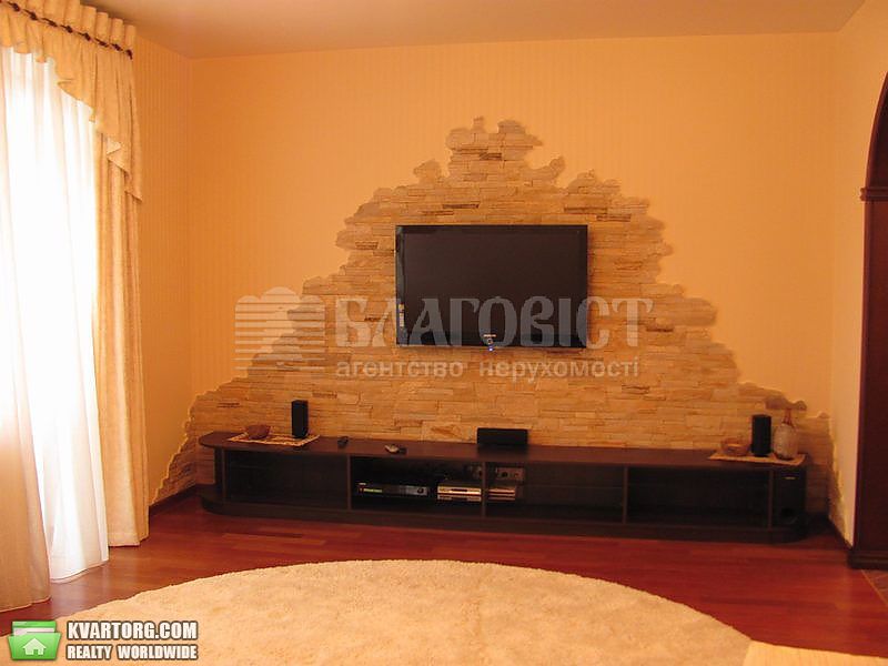Rent out 3-room apartment. Киев,  Московская — photo 10