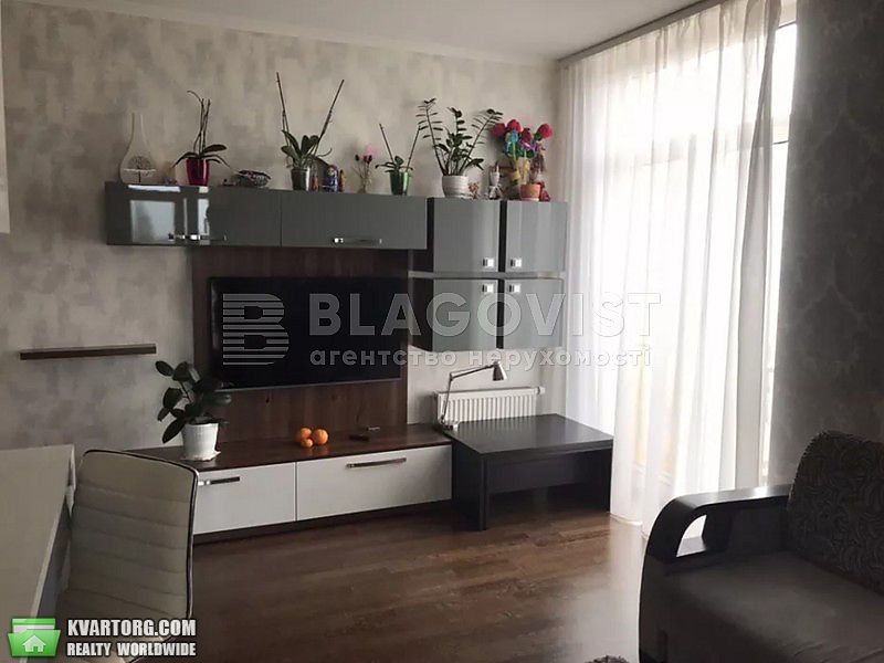 Sell 2-room apartment. Киев, регенераторная — photo 1