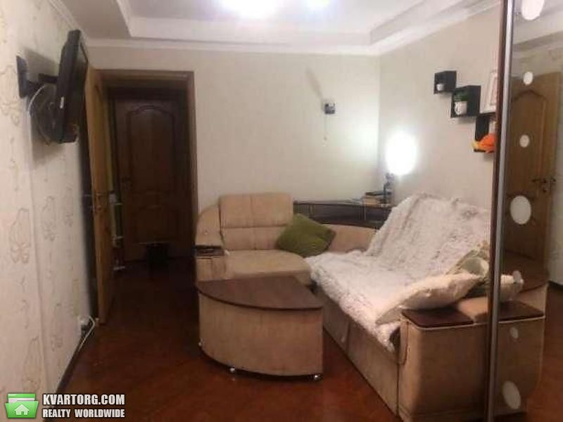Sell 3-room apartment. Киев,  Шолом-Алейхема — photo 1