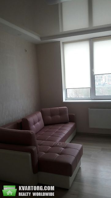 Rent out 1-room apartment. Киев,  Малоземельная — photo 4