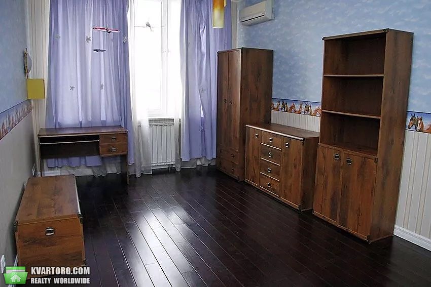 Rent out 4-room apartment. Киев,  Героев Сталинграда пр — photo 3