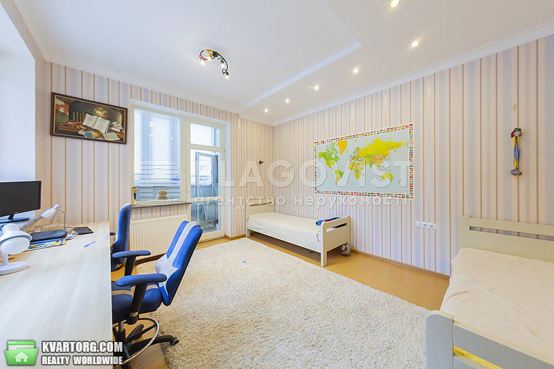 Sell 4-room apartment. Киев,  Лабораторный пер — photo 2