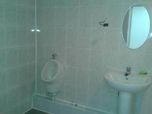 Rent out office. Киев, Харьковское шоссе — photo 3