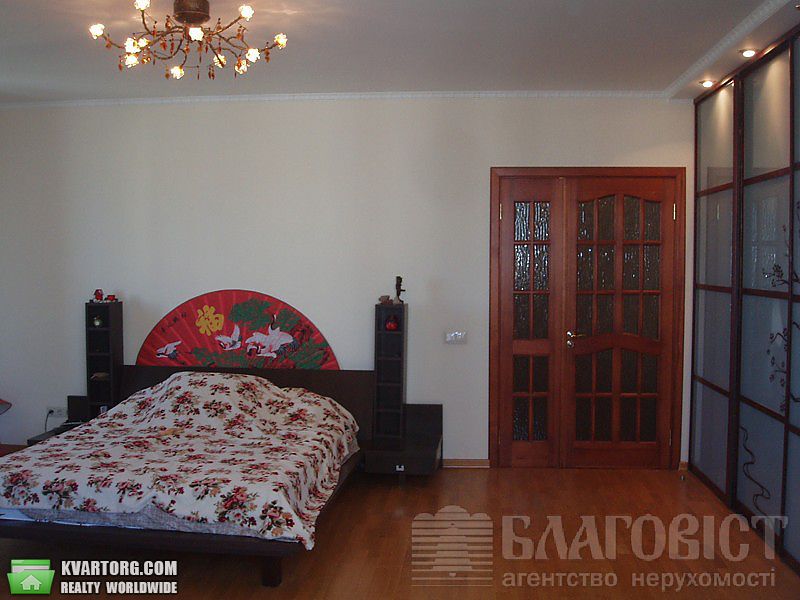 Sell 4-room apartment. Киев,  Луначарского — photo 5