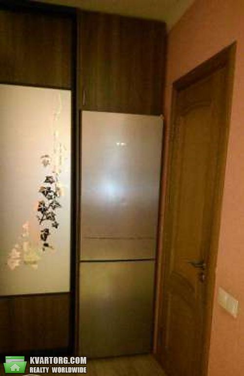 Sell 3-room apartment. Киев,  Метростроевская — photo 6