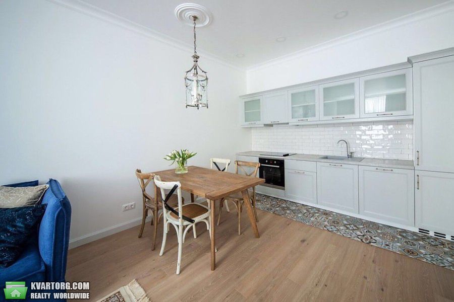 Sell 2-room apartment. Киев,  Драгомирова — photo 1