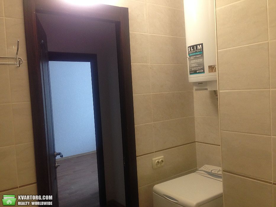 Rent out 1-room apartment. Киев, Гмыри — photo 8