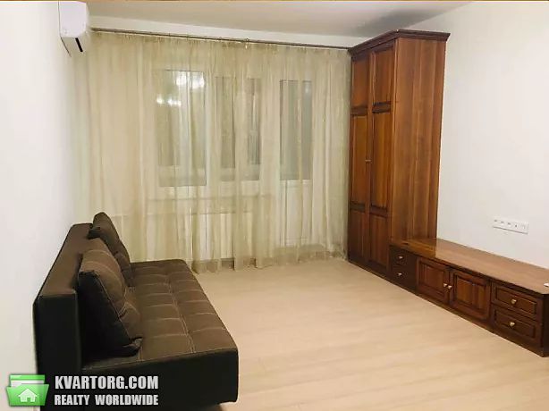 Rent out 2-room apartment. Киев,  Северная — photo 5
