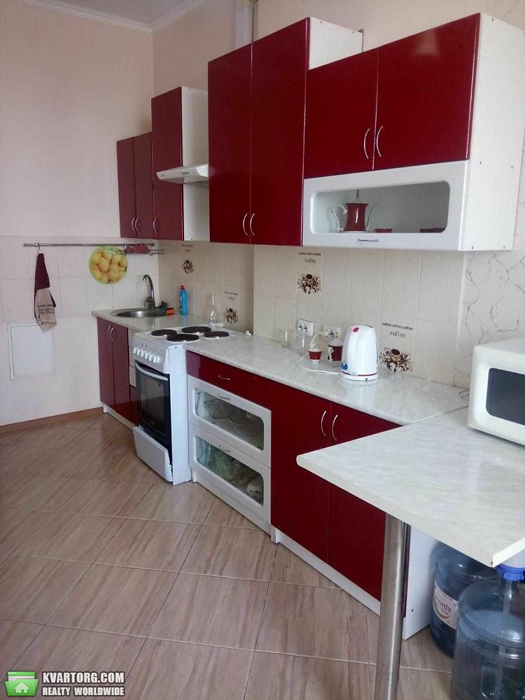 Rent out 1-room apartment. Киев, Евгения Коновальца — photo 6