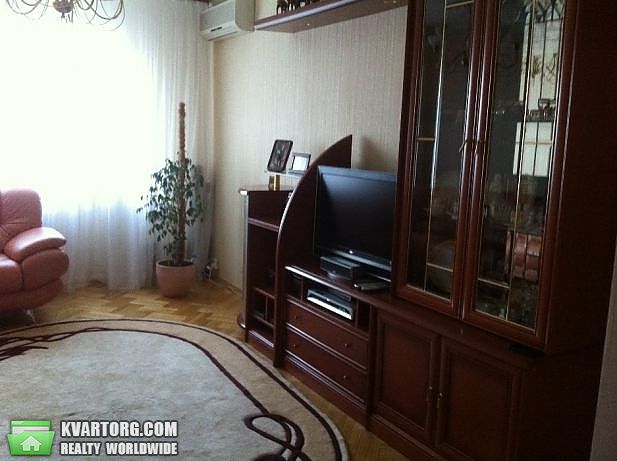 Rent out 3-room apartment. Киев,  Ломоносова — photo 2