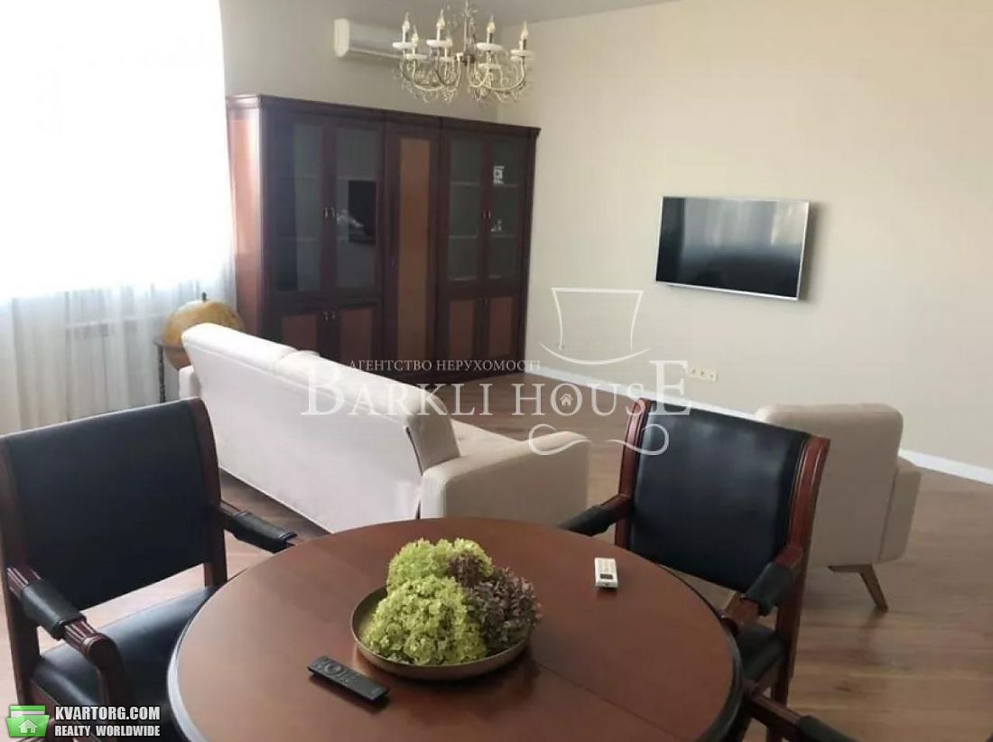 Rent out 3-room apartment. Киев,  Клименко — photo 3